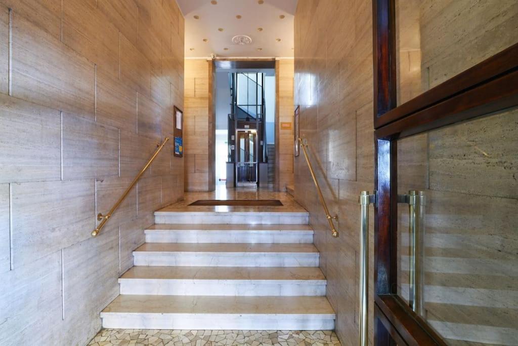 Appartement Primopiano - Jenner à Milan Extérieur photo